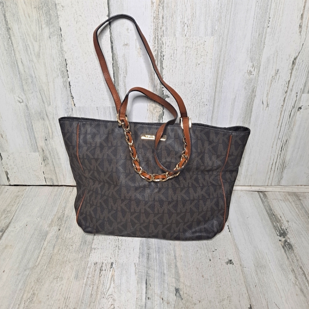 Michael Kors Harper Large Logo Tech Friendly Monogram Brown/Luggage/Gold Pvc/Lea
